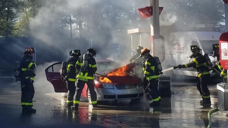 Wilmington Fire Department crews respond to car fire