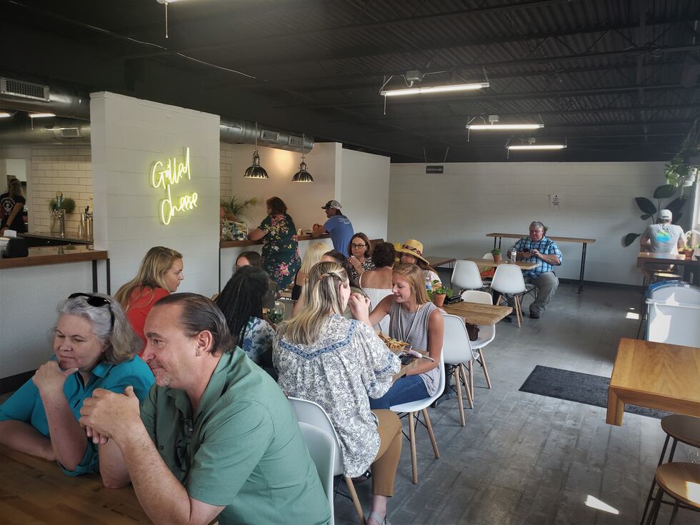 CheeseSmith's new home is beautiful, and like the food truck, expect a short wait for the food.