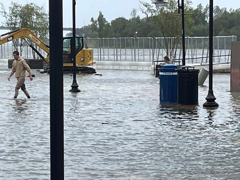 Hurricane Ian Water St and Princess Street