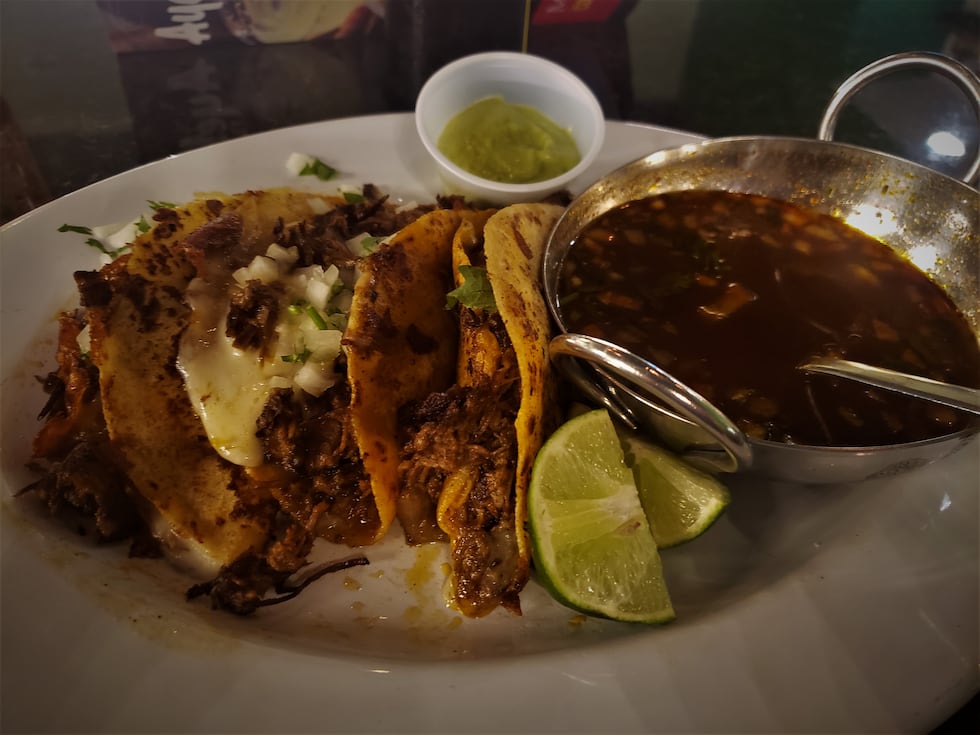 Aye! Toro a new restaurant in town, offers a new take on Mexican food and tasty drinks.